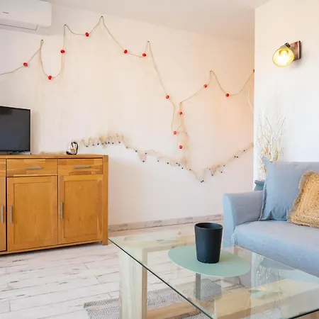 Apartment Giens Proche Plage, Vue Mer, Parking - Lesclesdenicole *
